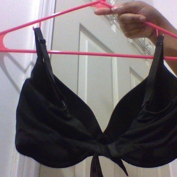 8 used bras - Picture 10 of 14